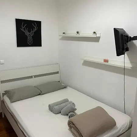 Gæstehus Quarto Duplo Espacoso Em Alfama *